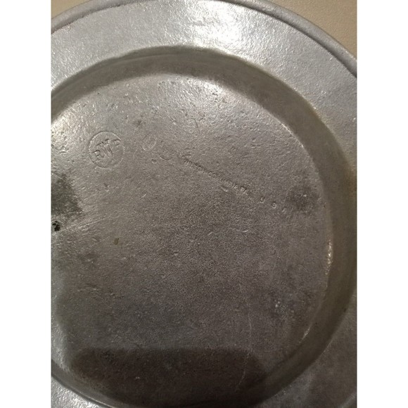 VINTAGE WILTON PEWTER ASHTRAY RARE - Picture 2 of 2